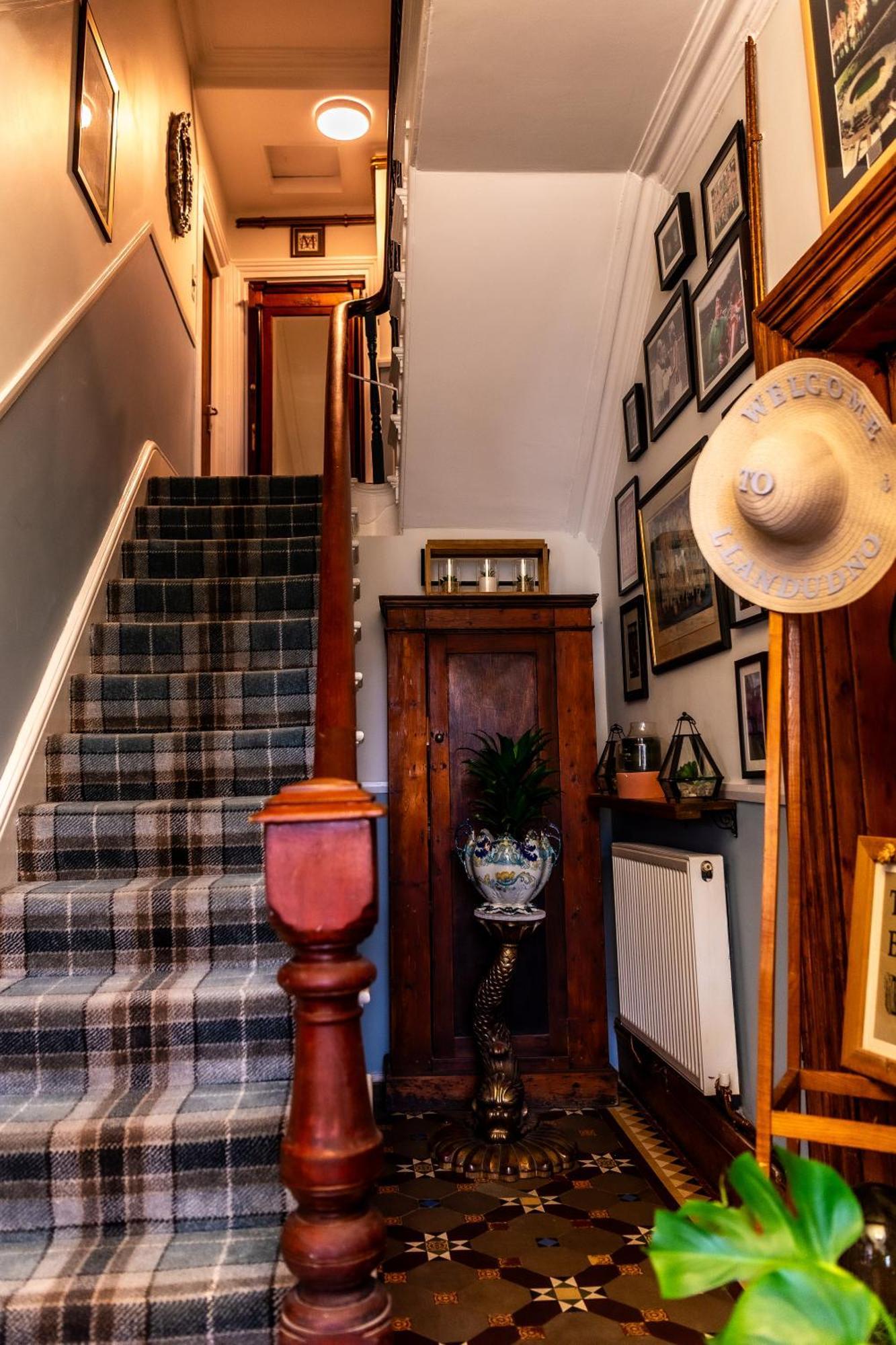 Mulberry House Hotell Llandudno Eksteriør bilde